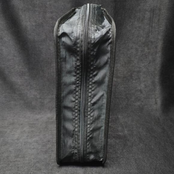 Case Logic Black CD Carrying Case Holds 112 DVD CD Music Movies - Picture 6 of 11